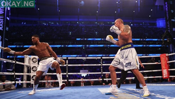 Oleksandr Usyk defeats Anthony Joshua