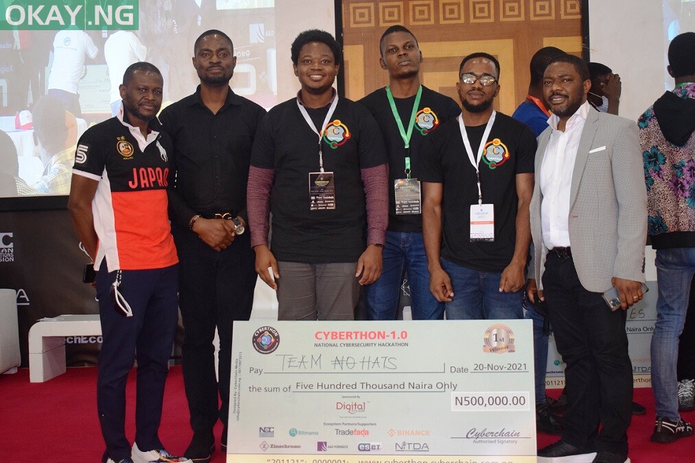L-R: Dr. Oluseyi Akindeinde, Co-Founder/CTO, Digital Encode Limited; Jude Ozinegbe, Convener of Cyberchain Conference & Exhibition; members of Team NOHATS (winners of Cyberchain 2021 Hackathon) and the Dr. Peter Obadare, Co-Founder/CVO, Digital Encode Limited, during the Prize presentation ceremony at Oriental Hotels, Lekki Lagos