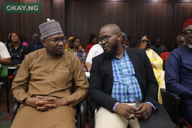 L-R: The CEO, Abuja Enterprise Agency, Mal. Shehu Abdulkadir and the representative of the NITDA Director General, Yakubu Musa, at the 10th Edition of Abuja Enterprise Agency 360 Business Clinics at Jayi District, Abuja.