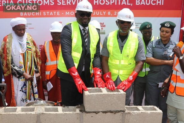 L-R: Alh. Uthman Dan jikan Bauchi, Hakimin Miri; Engr. Dayo Kolurejo, Project Contractor; Dr. Ubon Udoh, MD/CEO, ASR Africa; Bashir Adewale Adeniyi (MFR), Comptroller General, Nigeria Customs Service; ACG A. Abdulazeez, Zonal Coordinator, Bauchi/Gombe Command; and DCG MJ Nwafor at the ground breaking ceremony of the Abdul Samad Rabiu 30-BED Modern Reference Hospital for Nigeria Customs Service, Bauchi today.