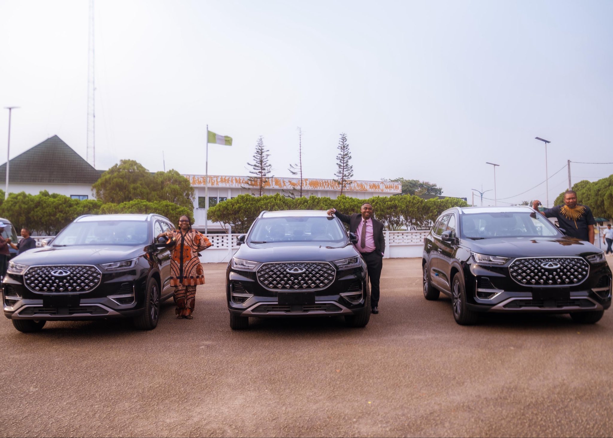 Okpebholo Rewards Edo Government House Staff With SUVs for Dedication to Duty