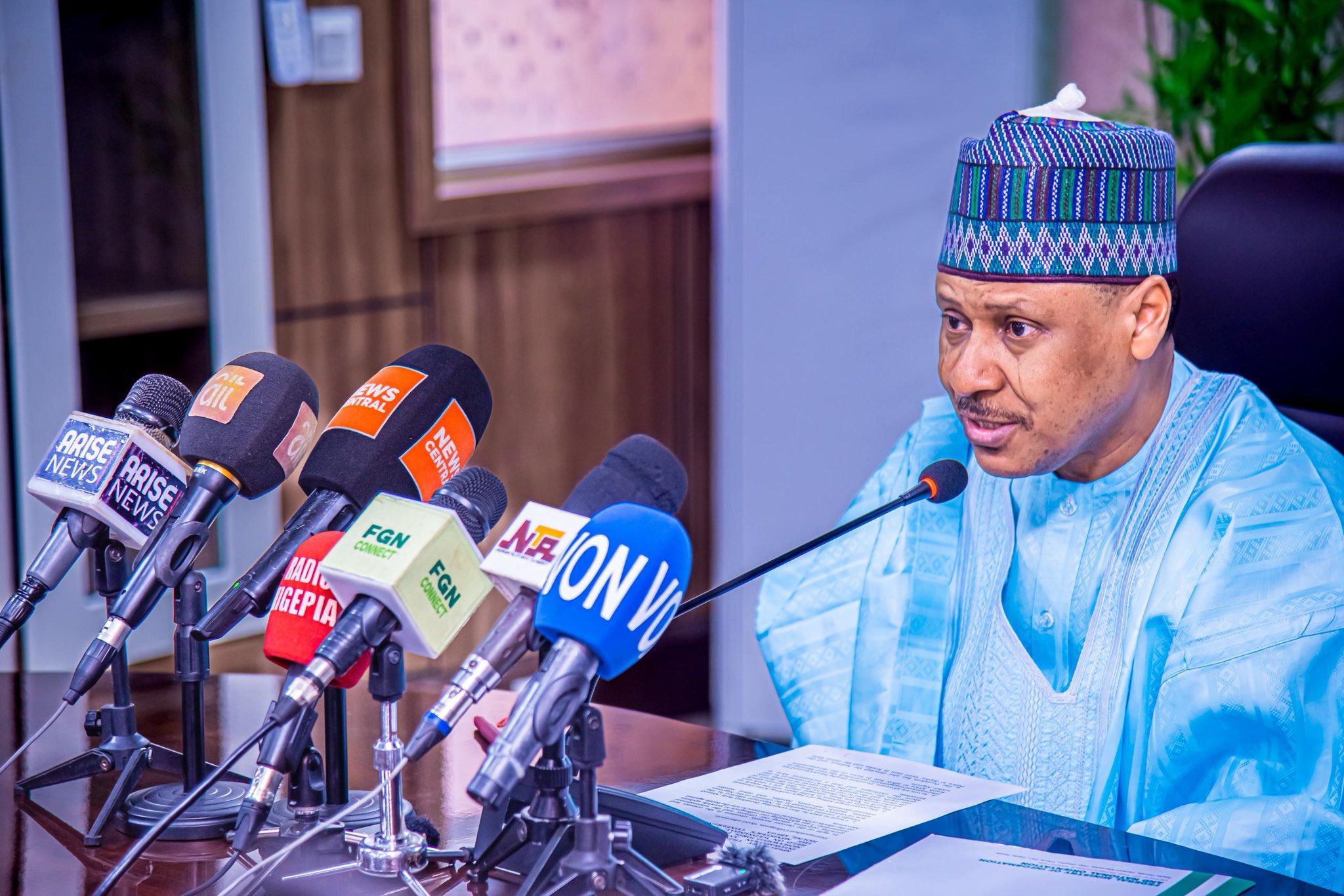 FG Denies Paying Ransom For Release Of Abducted Niger Schoolchildren