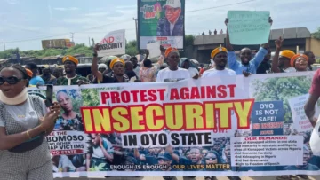 Protesters Barricade Ibadan Route Over Abducted Oyo Pupils