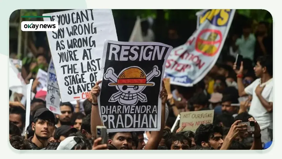 Police Clash With ‘Cockroach’ Protesters in India Over National Exam Leak Scandal